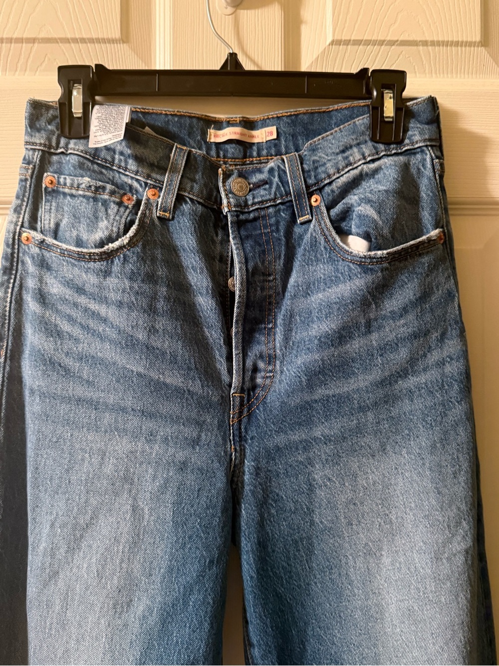 Levi’s Classic Blue Denim Jeans - Straight Fit